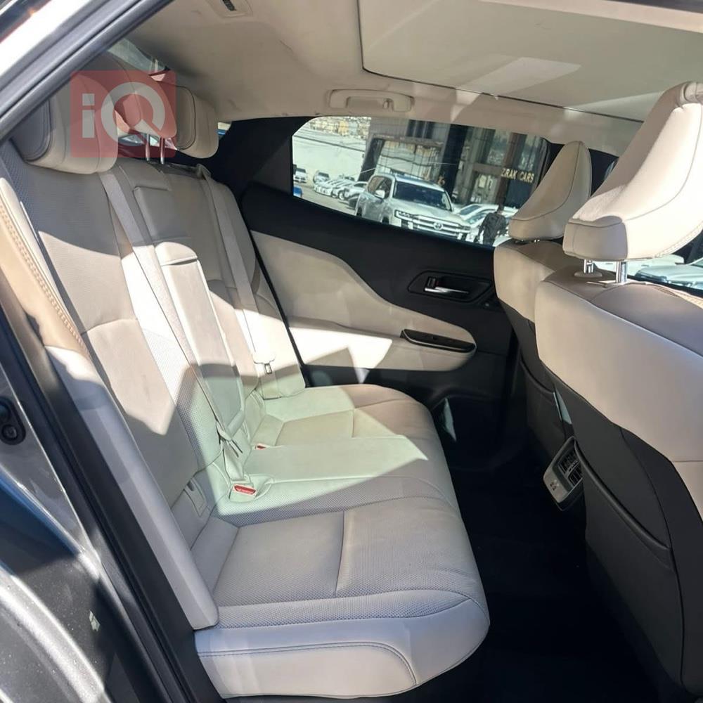 تۆیۆتا کراون